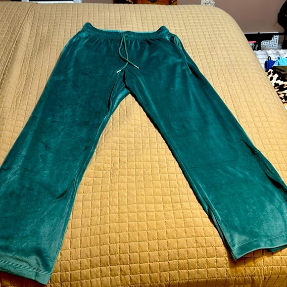 Pink Velour pants size medium - Picture 1 of 4